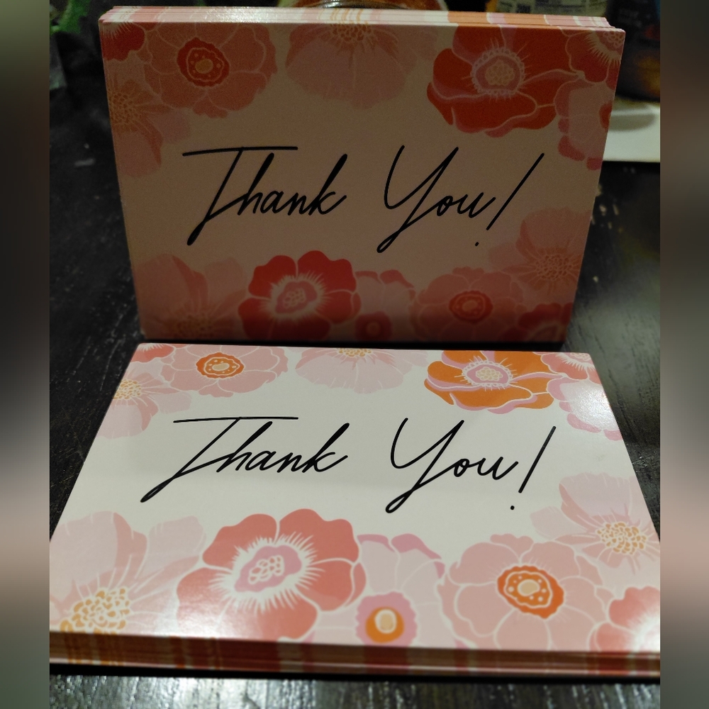 25ct. 4x6 Thank You Cards, Bonus: 3 Random Polymailers ✨️PRICE FIRM✨️ - Picture 4 of 5